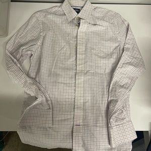 GAP Classic Fit Men’s Dress Shirt